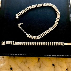 Elegant Choker Necklace with matching Bracelet